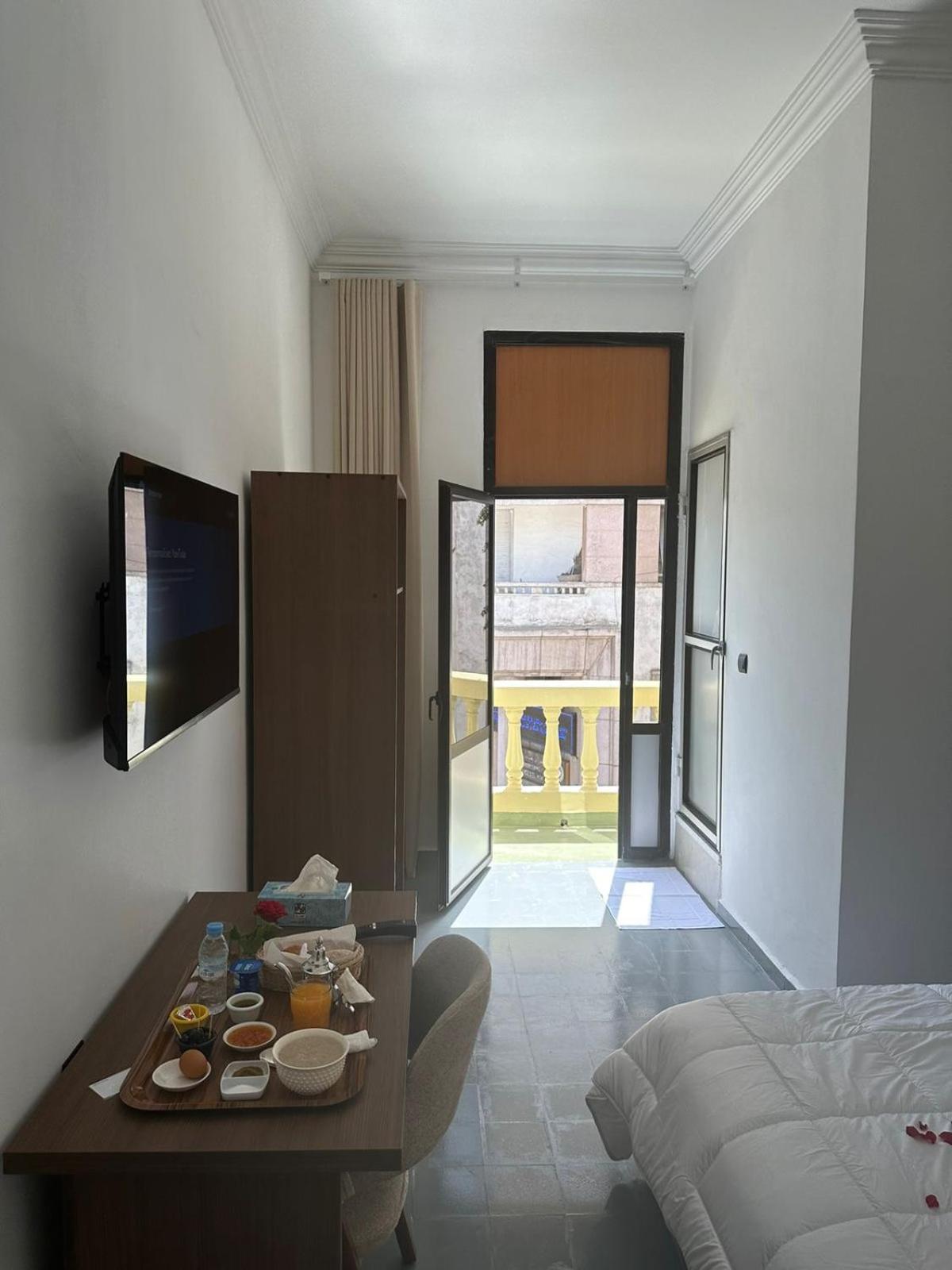 אל ג'אדידה Hotel De Provence מראה חיצוני תמונה